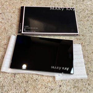 Mary Kay Pro Pallete (unfilled)